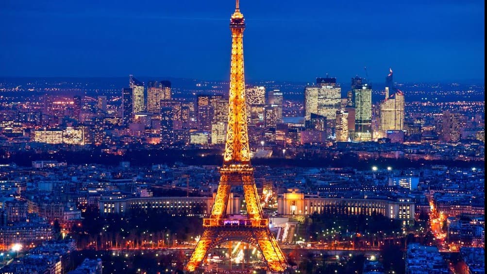 City of Lights: Vampires in Paris (Beginner/LGBTQ+ Friendly!)