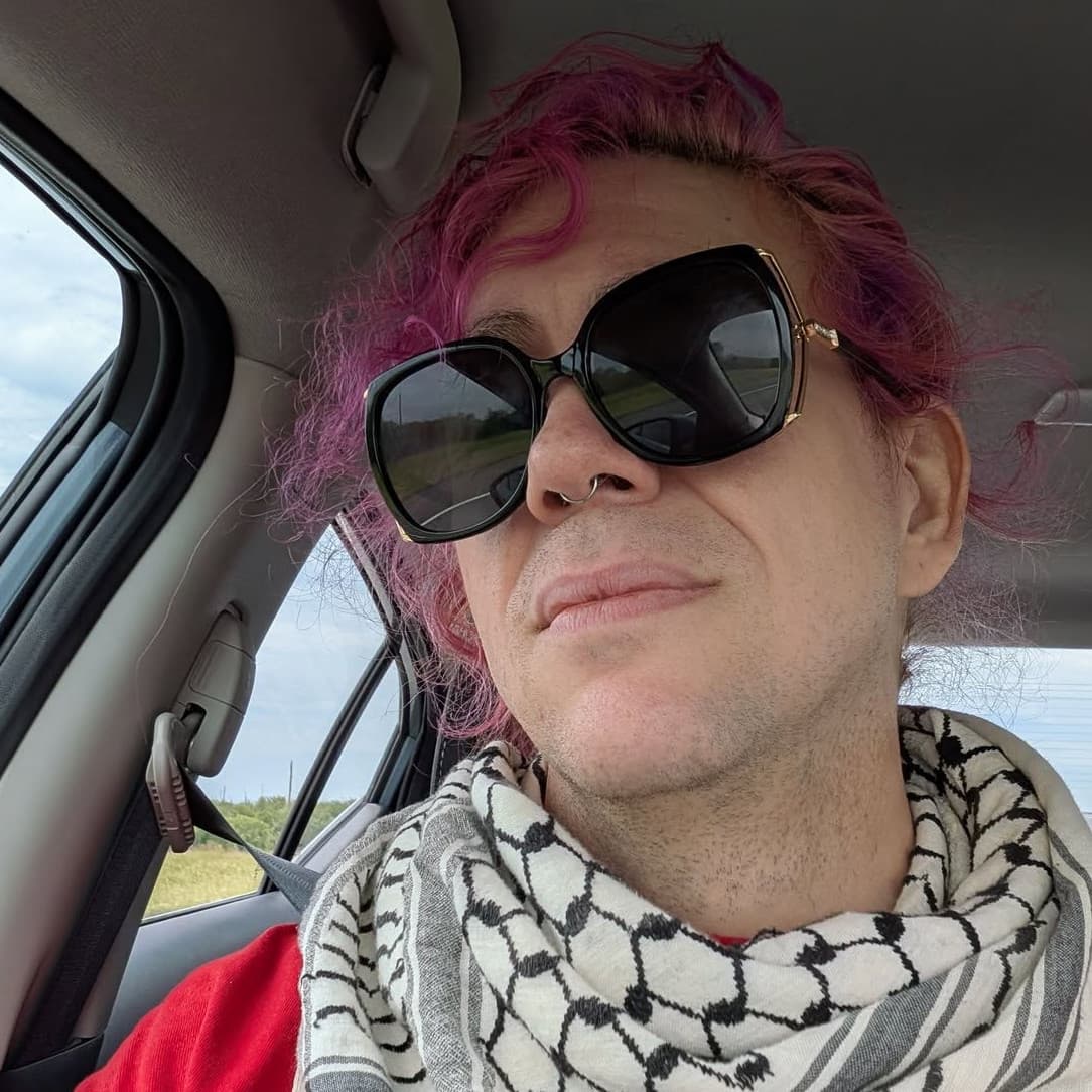 Quinn Alej avatar