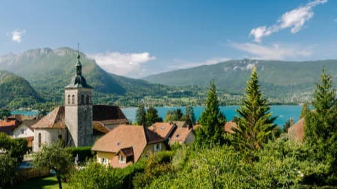 The Village of Amphill: A Braunstein Experiment play-by-post 