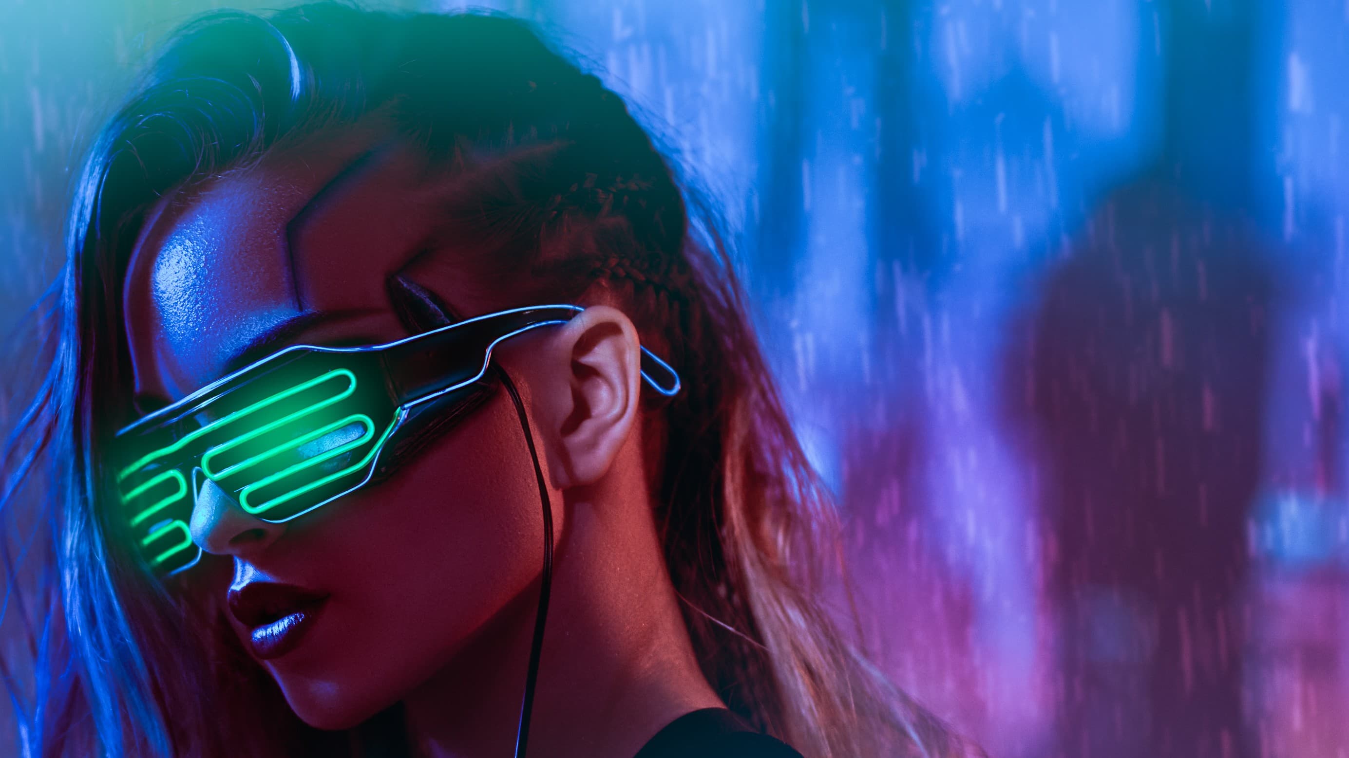 Voyagers of Venus - Thirsty Sword Lesbians Space Adventure