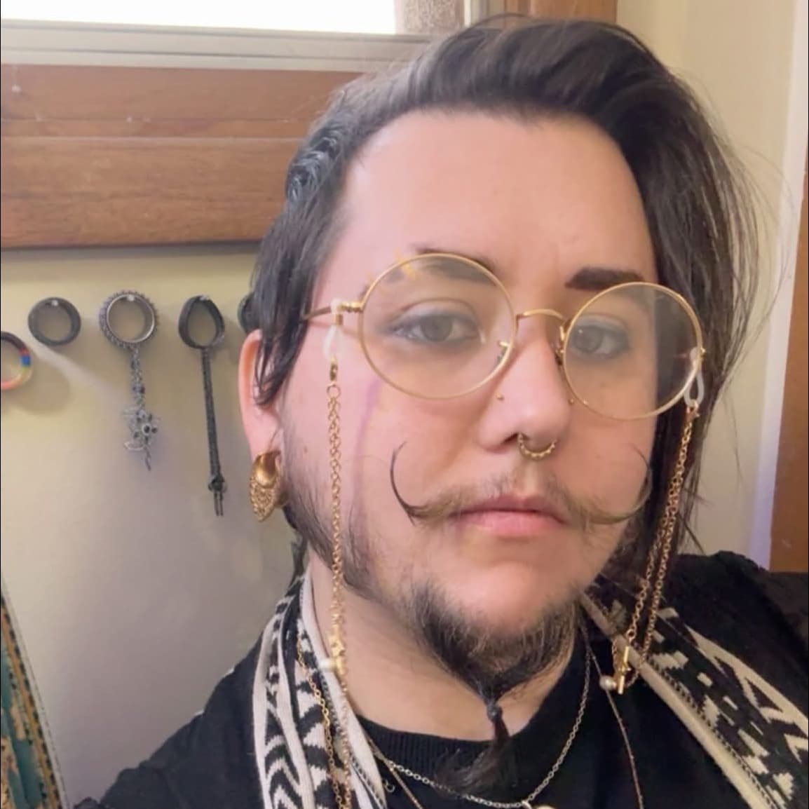 Tiny Kobold Hands avatar