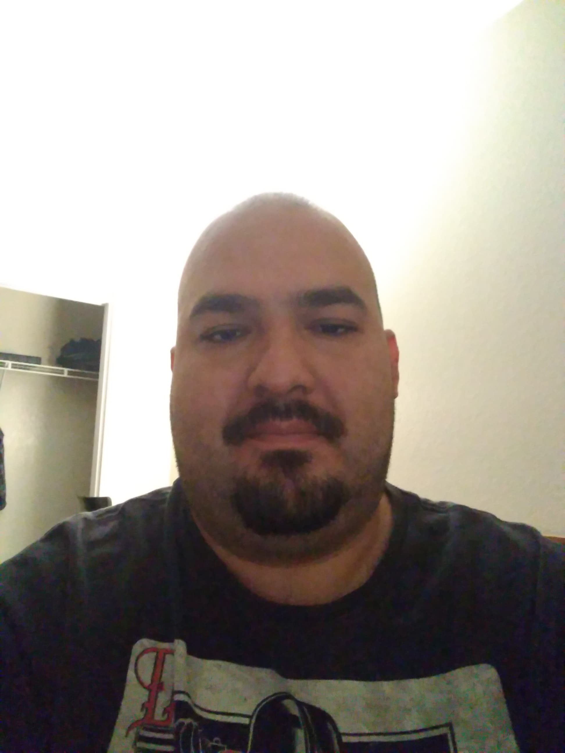 professional-game-master-dm-val-startplaying